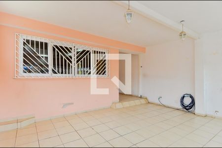 Casa à venda com 275m², 3 quartos e 3 vagasGaragem