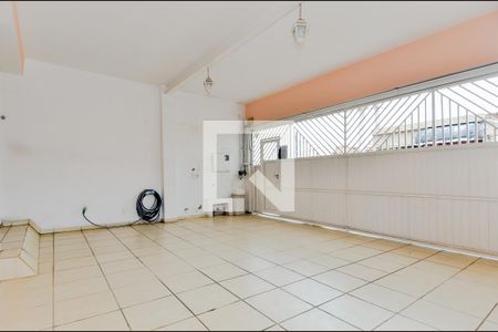 Casa à venda com 275m², 3 quartos e 3 vagasGaragem