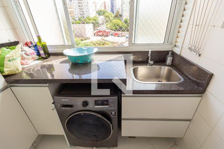Apartamento à venda com 141m², 3 quartos e 2 vagas Apartamento à venda com 141m², 3 quartos e 2 vagasLavanderia
