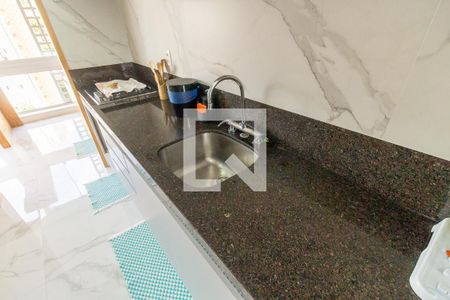 Apartamento à venda com 141m², 3 quartos e 2 vagas Apartamento à venda com 141m², 3 quartos e 2 vagasCozinha
