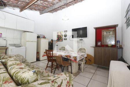 Casa à venda com 250m², 2 quartos e 5 vagasLazer