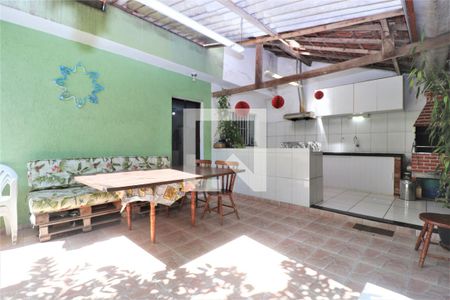 Casa à venda com 250m², 2 quartos e 5 vagasLazer