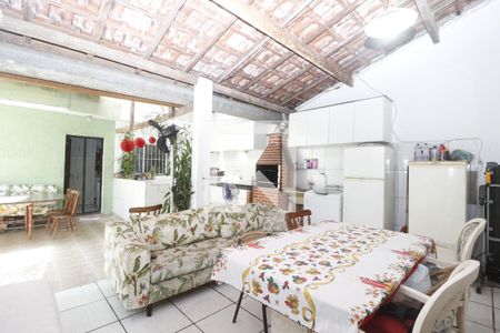 Casa à venda com 250m², 2 quartos e 5 vagasLazer