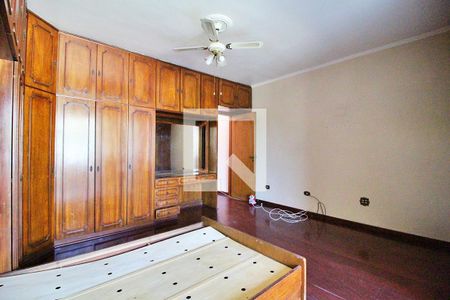 Casa à venda com 220m², 2 quartos e 1 vagaSuíte 2