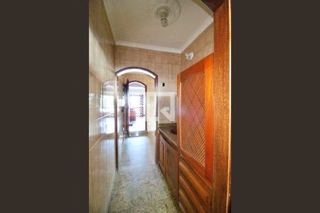 Casa à venda com 220m², 2 quartos e 1 vagaBanheiro