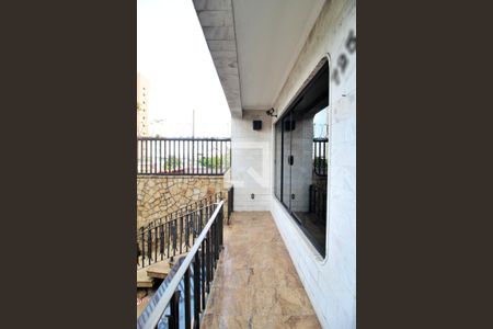 Casa à venda com 220m², 2 quartos e 1 vagaEntrada 1