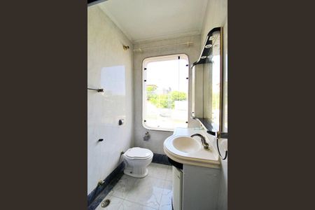 Casa à venda com 220m², 2 quartos e 1 vagaBanheiro da Suíte 2