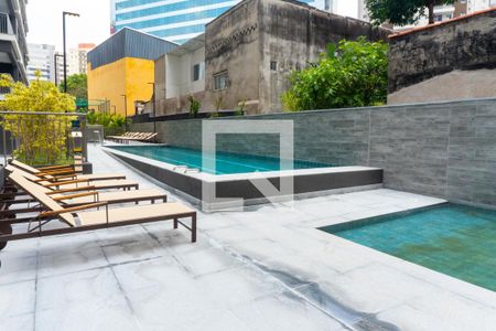 Apartamento à venda com 35m², 1 quarto e sem vaga Apartamento à venda com 35m², 1 quarto e sem vagaÁrea comum - Piscina