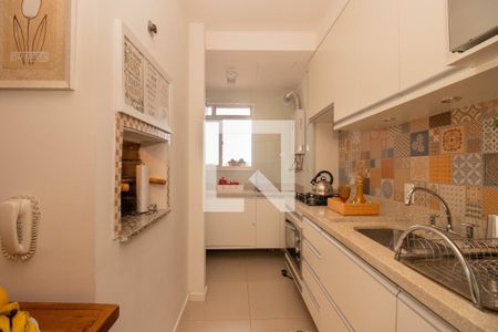 Apartamento à venda com 76m², 3 quartos e 1 vaga Apartamento à venda com 76m², 3 quartos e 1 vagaCozinha e Área de Serviço