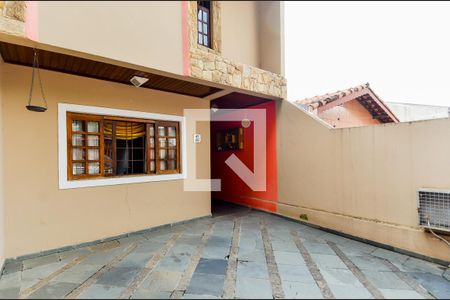 Casa à venda com 100m², 3 quartos e 2 vagasGaragem
