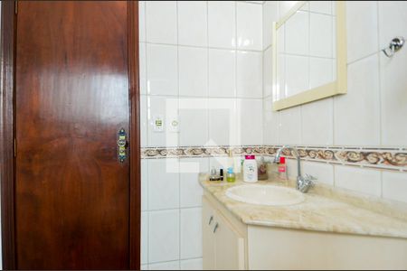 Casa à venda com 100m², 3 quartos e 2 vagasBanheiro Social