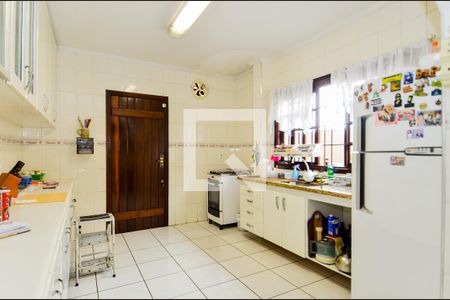 Casa à venda com 100m², 3 quartos e 2 vagasCozinha