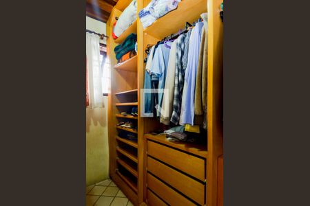 Casa à venda com 100m², 3 quartos e 2 vagasCloset da Suíte