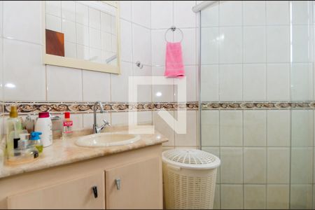 Casa à venda com 100m², 3 quartos e 2 vagasBanheiro Social