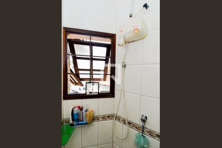 Casa à venda com 100m², 3 quartos e 2 vagasBanheiro da Suíte