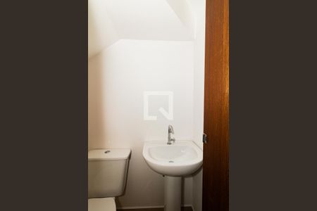 Casa de condomínio à venda com 80m², 2 quartos e 1 vagaLavabo