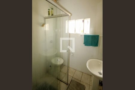 Casa à venda com 202m², 2 quartos e 2 vagasBanheiro 1