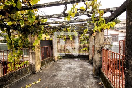 Casa à venda com 202m², 2 quartos e 2 vagasÁrea