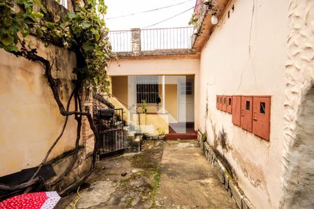 Casa à venda com 202m², 2 quartos e 2 vagasGaragem
