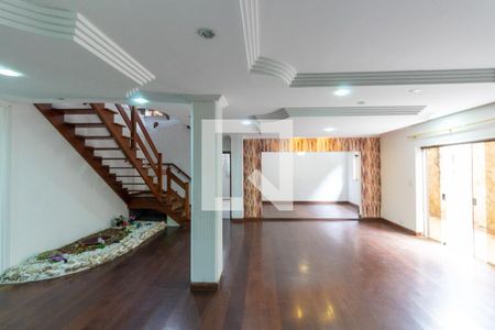Sala 1 de casa para alugar com 4 quartos, 580m² em Cidade Patriarca, São Paulo
