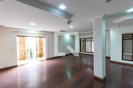 Sala 1 de casa para alugar com 4 quartos, 580m² em Cidade Patriarca, São Paulo