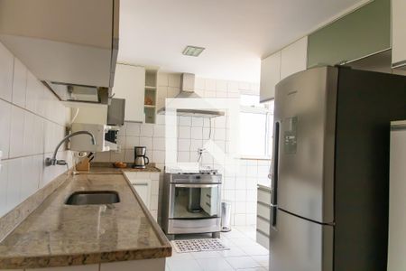Apartamento à venda com 232m², 3 quartos e 2 vagas Apartamento à venda com 232m², 3 quartos e 2 vagasCozinha