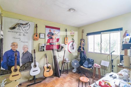 Casa à venda com 231m², 3 quartos e 2 vagas Casa à venda com 231m², 3 quartos e 2 vagasEdícula