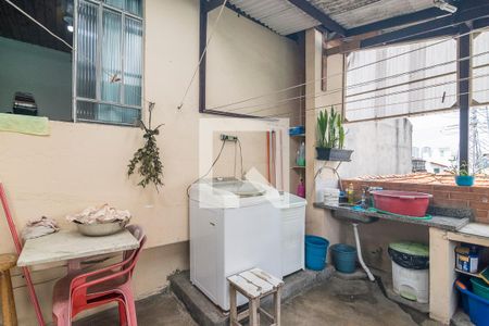 Casa à venda com 231m², 3 quartos e 2 vagas Casa à venda com 231m², 3 quartos e 2 vagasÁrea de Serviço