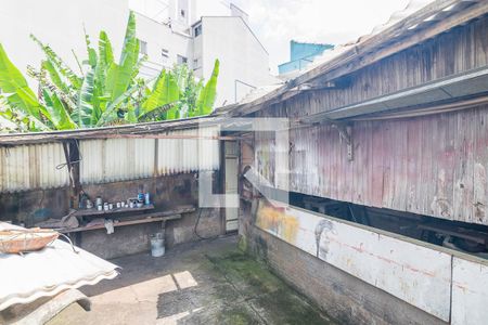 Casa à venda com 231m², 3 quartos e 2 vagas Casa à venda com 231m², 3 quartos e 2 vagasQuintal