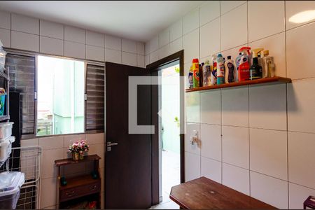 Casa à venda com 150m², 2 quartos e 2 vagas Casa à venda com 150m², 2 quartos e 2 vagasQuarto de Serviço