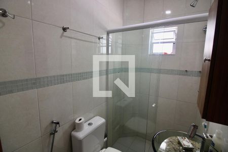 Casa à venda com 340m², 4 quartos e 3 vagas Casa à venda com 340m², 4 quartos e 3 vagasBanheiro da Suíte 3
