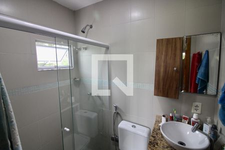 Casa à venda com 340m², 4 quartos e 3 vagas Casa à venda com 340m², 4 quartos e 3 vagasBanheiro da Suíte 2