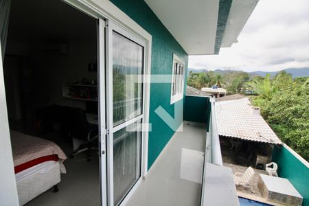 Casa à venda com 340m², 4 quartos e 3 vagas Casa à venda com 340m², 4 quartos e 3 vagasVaranda da Suite