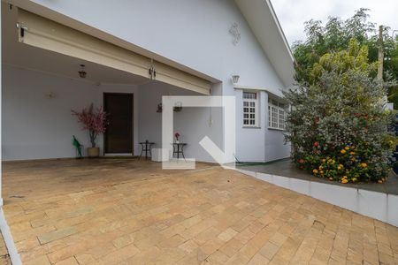 Casa à venda com 203m², 3 quartos e 3 vagas Casa à venda com 203m², 3 quartos e 3 vagasFachada interna