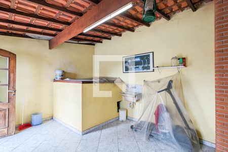 Casa à venda com 319m², 5 quartos e 3 vagasSalão