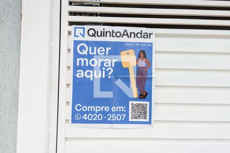 Casa à venda com 319m², 5 quartos e 3 vagasFachada