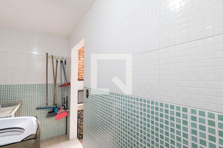 Casa à venda com 319m², 5 quartos e 3 vagasÁrea de serviço