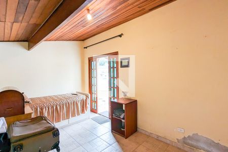 Casa à venda com 319m², 5 quartos e 3 vagasQuarto 1