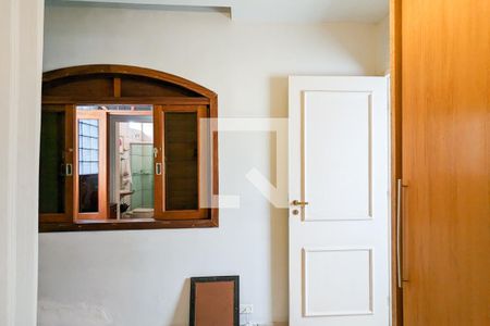 Casa à venda com 319m², 5 quartos e 3 vagasQuarto da suíte 3