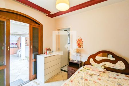 Casa à venda com 319m², 5 quartos e 3 vagasQuarto da suíte 4