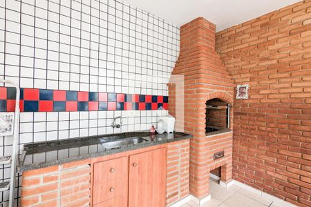 Casa à venda com 319m², 5 quartos e 3 vagasChurrasqueira