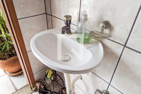 Casa à venda com 319m², 5 quartos e 3 vagasBanheiro