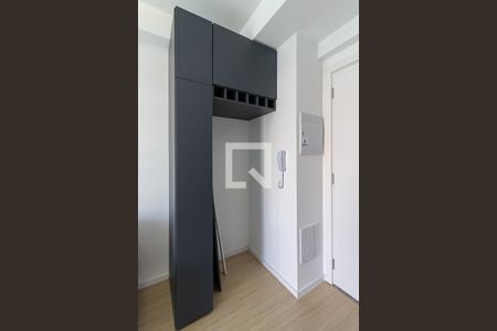 Sala e Cozinha de kitnet/studio para alugar com 1 quarto, 30m² em Vila Nova Conceição, São Paulo