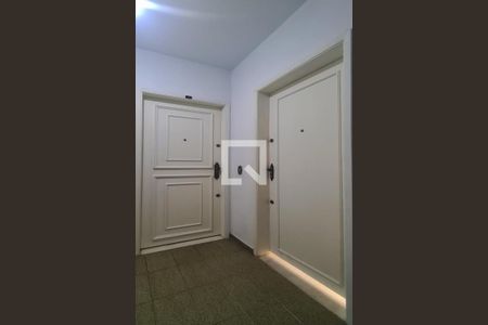Apartamento à venda com 90m², 2 quartos e 1 vaga Apartamento à venda com 90m², 2 quartos e 1 vagaEntrada