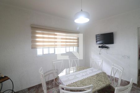 Casa à venda com 177m², 3 quartos e 4 vagasCopa