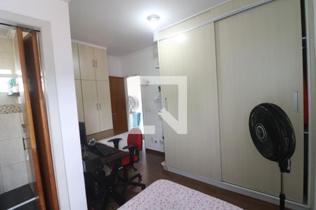 Casa à venda com 177m², 3 quartos e 4 vagasSuíte 2