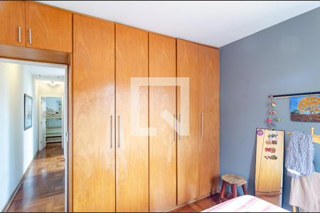Casa à venda com 200m², 4 quartos e 2 vagas Casa à venda com 200m², 4 quartos e 2 vagasQuarto 1