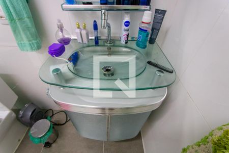 Apartamento à venda com 193m², 2 quartos e 7 vagasBanheiro do quarto 1