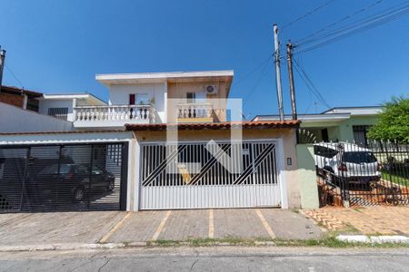 Casa à venda com 200m², 3 quartos e 2 vagasFachada
