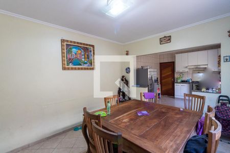 Casa à venda com 200m², 3 quartos e 2 vagasCopa